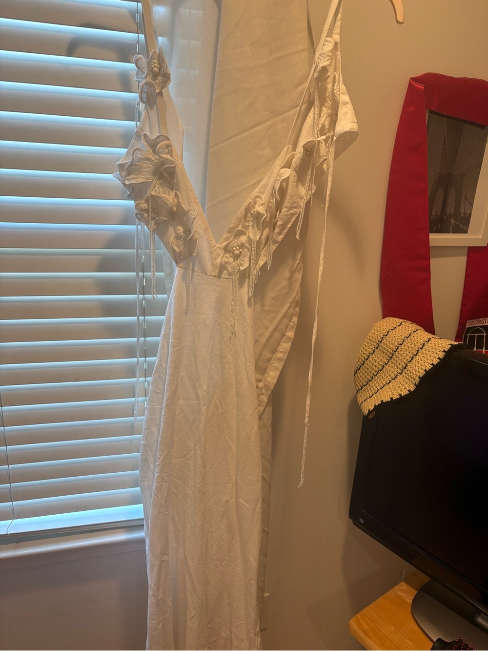 ASOS NWT White Floral Appliqué Maxi Dress